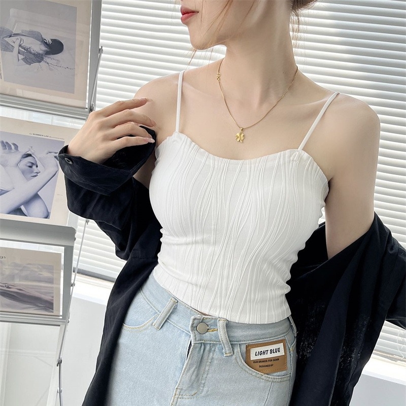 Nyári női topp ice silk anyagból, beépített párnákkal, csipével, mély dekoltázs, szép hátsó rész