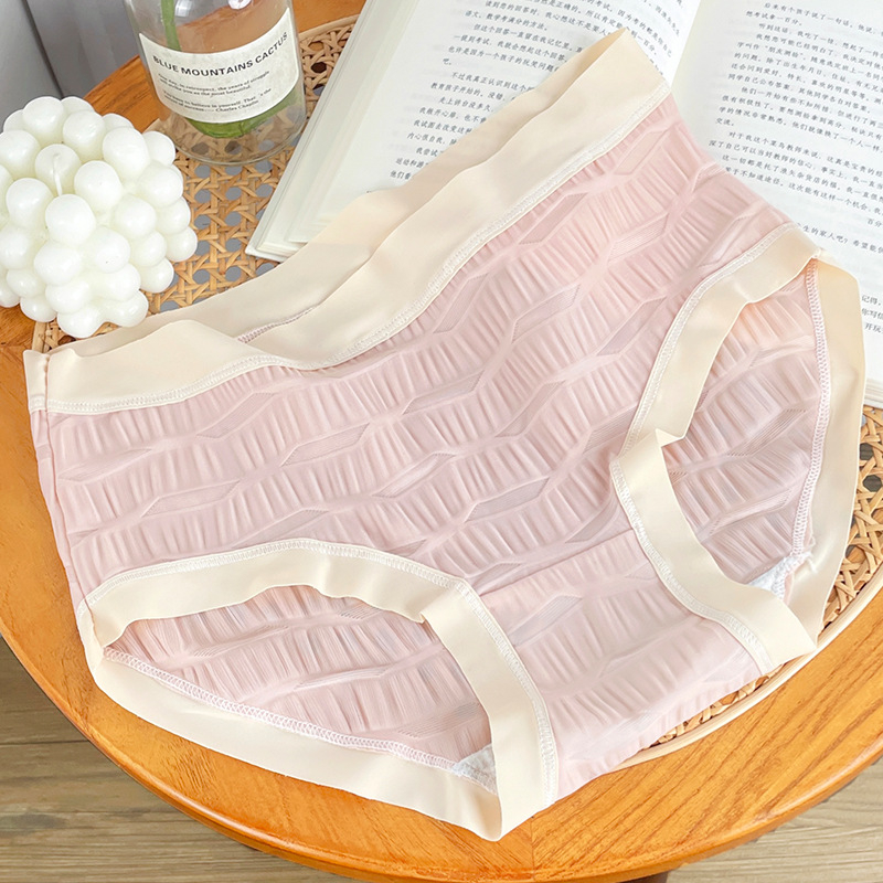 Női ice silk alsónemű, középmagas derék, vékony, légáteresztő, gyorsan száradó, pamutos betét a szeméremrészben