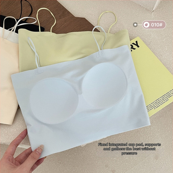Nyári nejlonból készült varrat nélküli női camisole, vékony pántokkal, szép hátsó rész, egyrészes cső-top fehérnemű