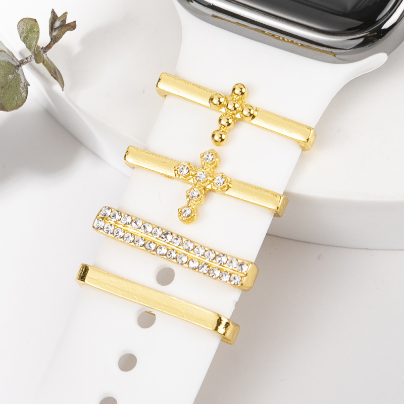 Apple Watch szíj kiegészítő készlet — szilikon szíj dísz gyűrűvel, dísz gombostű és kereszt dísz (4 darab)