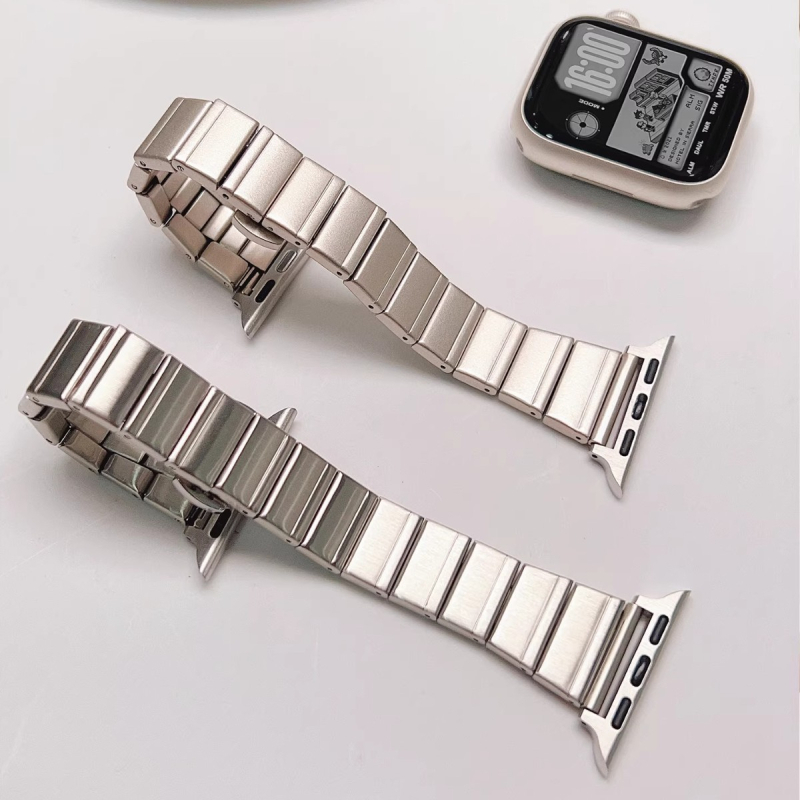 Apple Watch 11-hez bambusz lánc stílusú rozsdamentes acél szíj, pillangócsattal, hossz 16 cm, csatlakozó szélesség 14 mm