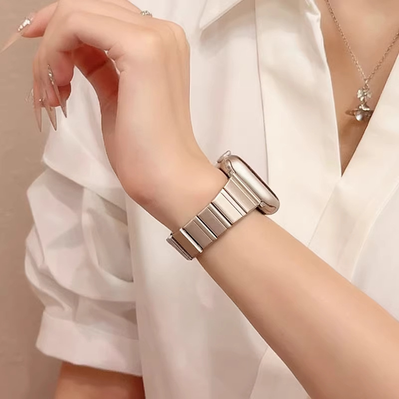 Apple Watch 11-hez bambusz lánc stílusú rozsdamentes acél szíj, pillangócsattal, hossz 16 cm, csatlakozó szélesség 14 mm