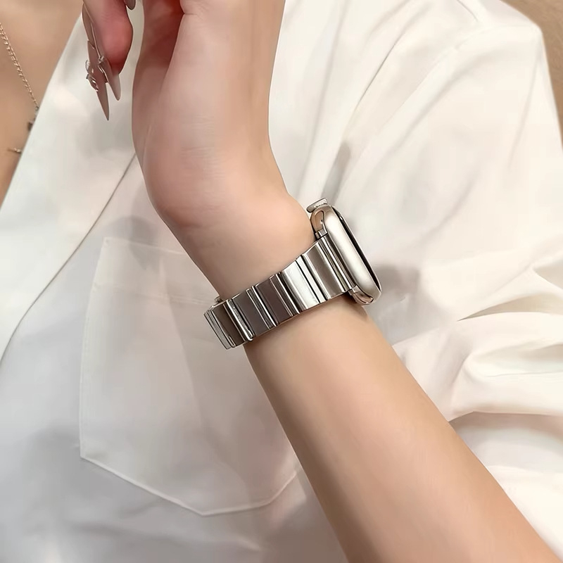 Apple Watch 11-hez bambusz lánc stílusú rozsdamentes acél szíj, pillangócsattal, hossz 16 cm, csatlakozó szélesség 14 mm