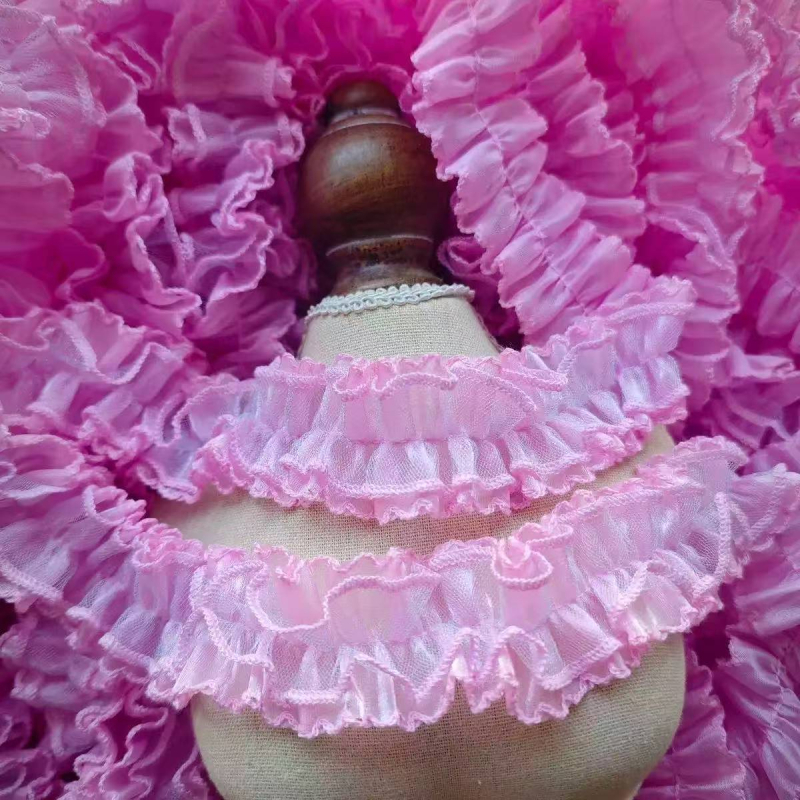 Puhán pliszírozott csipkés szegély, 4 cm szélességű – nylon háló anyag – babaruhákhoz, hajdíszekhez, sapka szegélyhez, házi DIY dekorokhoz