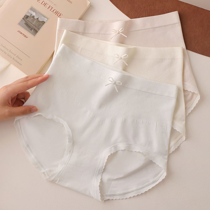 Új női alsónemű középmagas derekú, világos színű, seamless, lélegző, felhő puha pamut érzet, kényelmes bikini alsó, antibakteriális intim zóna