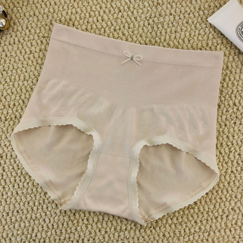Új női alsónemű középmagas derekú, világos színű, seamless, lélegző, felhő puha pamut érzet, kényelmes bikini alsó, antibakteriális intim zóna