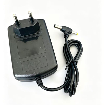 12V 2A kétfejű T-típusú tápegység, 9V 2A és 5V 2A kimenetek, töltő mobil DVD, audió és megfigyelő kamerákhoz