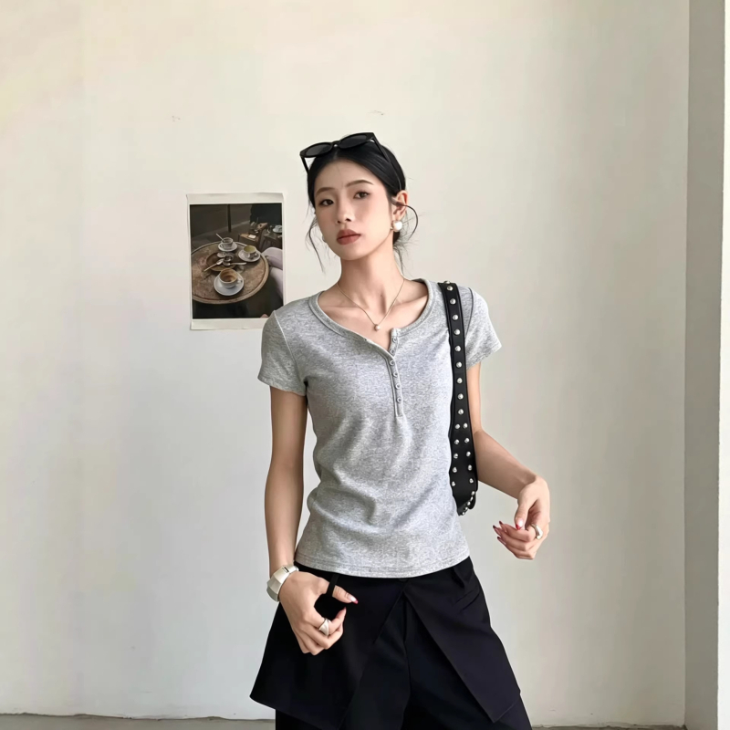 Anjulu Női nyári rövid ujjú T‑shirt, koreai stílus, egyszínű, félgombos elöl, karcsúsított szabás