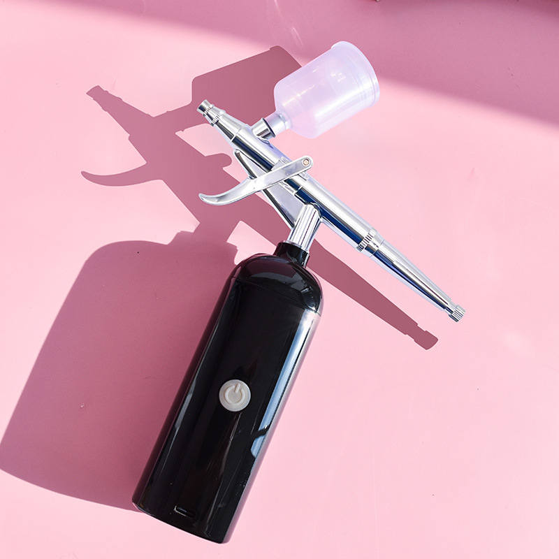 Mini manikűr airbrush pigmenttel – pneumatikus permetezés, tortadíszítés és színező airbrush toll