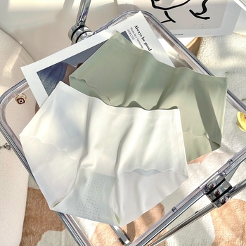 Chiloți damă ultra-subțiri, uscare rapidă, respirabili, din ice silk, căptușeală modală, talie medie, culoare solidă