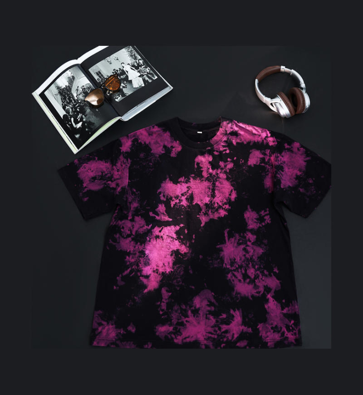 230 g тежък памучен T‑шърт с tie-dye, винтидж стил, oversized, drop-shoulder, къс ръкав, кръгло деколте