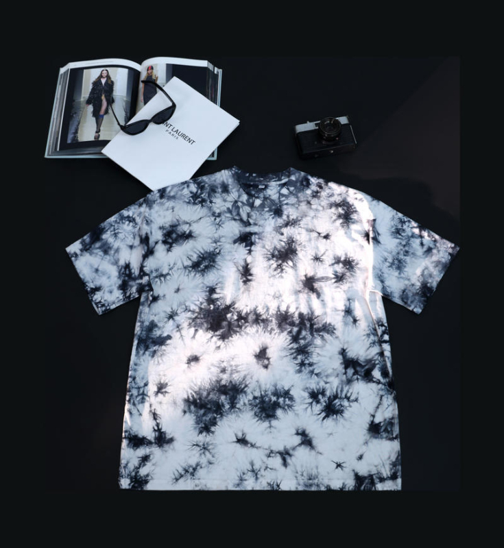 230 g тежък памучен T‑шърт с tie-dye, винтидж стил, oversized, drop-shoulder, къс ръкав, кръгло деколте