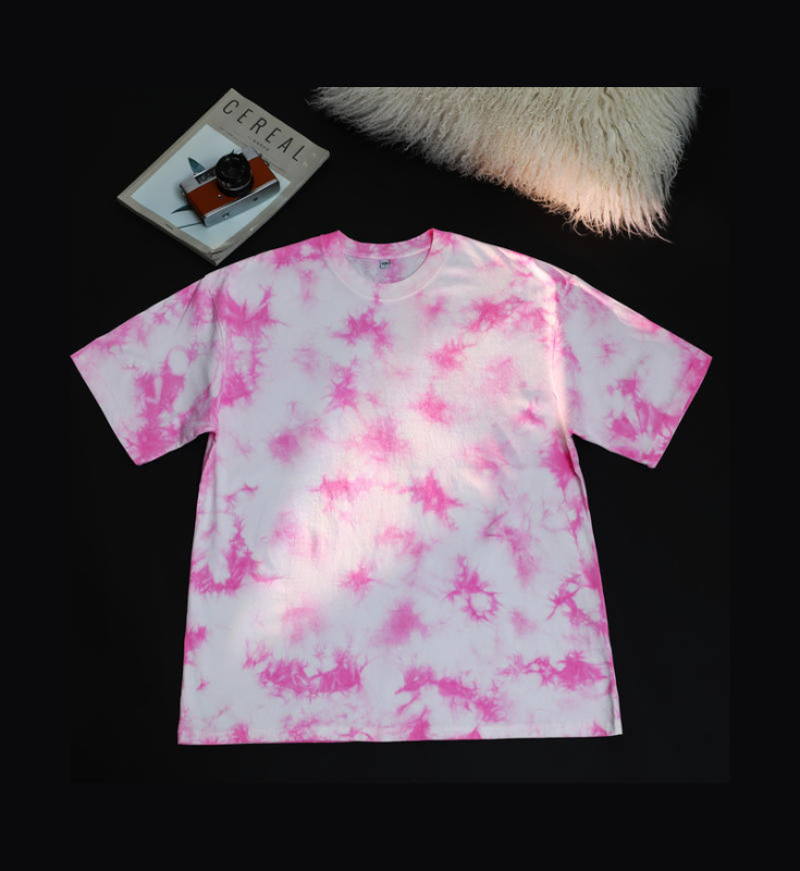 230 g тежък памучен T‑шърт с tie-dye, винтидж стил, oversized, drop-shoulder, къс ръкав, кръгло деколте