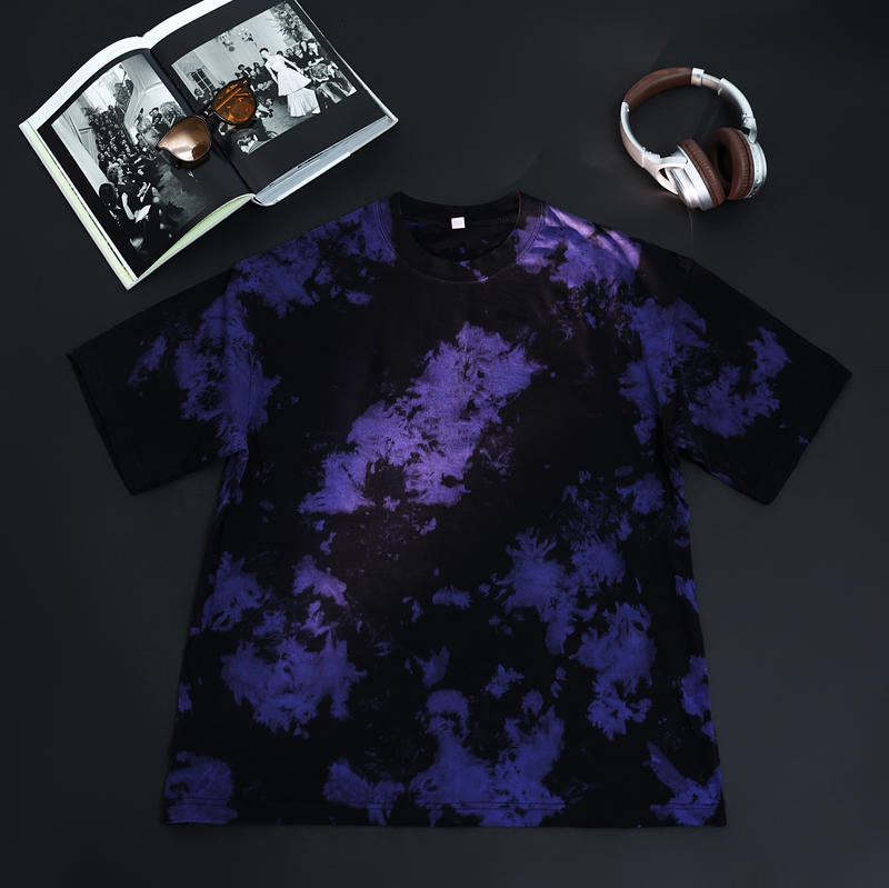 230 g тежък памучен T‑шърт с tie-dye, винтидж стил, oversized, drop-shoulder, къс ръкав, кръгло деколте