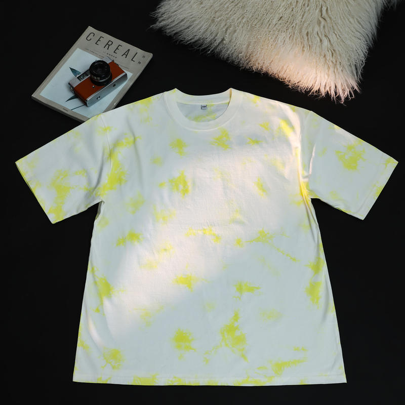 230 g тежък памучен T‑шърт с tie-dye, винтидж стил, oversized, drop-shoulder, къс ръкав, кръгло деколте