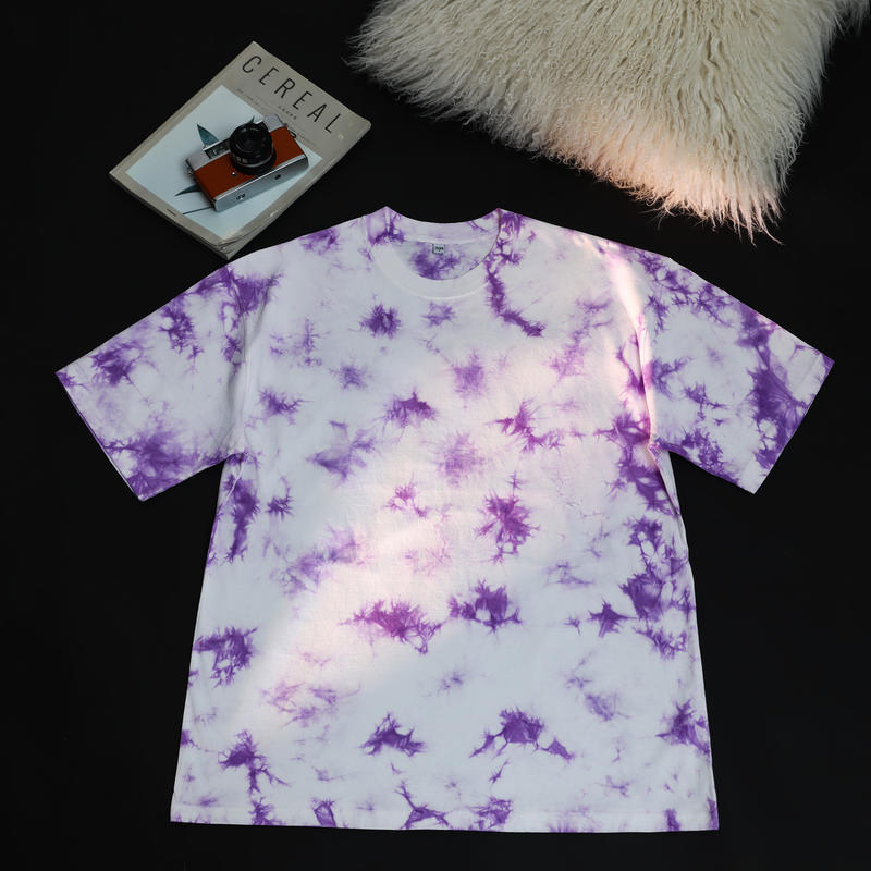 230 g тежък памучен T‑шърт с tie-dye, винтидж стил, oversized, drop-shoulder, къс ръкав, кръгло деколте