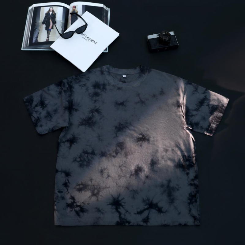 230 g тежък памучен T‑шърт с tie-dye, винтидж стил, oversized, drop-shoulder, къс ръкав, кръгло деколте