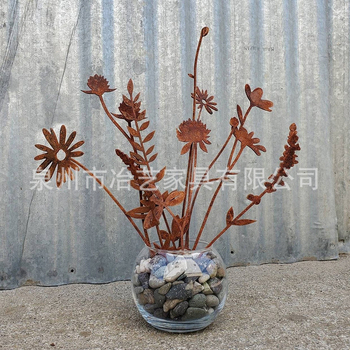 Flori de fier ruginite pentru grădină – ornament cu flori artificiale