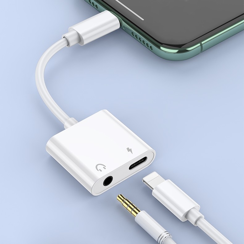 Adaptor audio 3.5mm la Lightning – 2 în 1 pentru dispozitive Apple