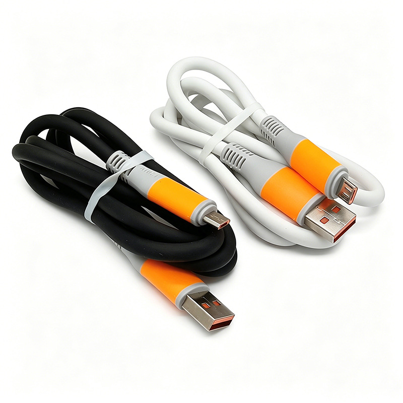 Cablu universal de încărcare cu diametrul conductorului 5,5 mm, conectori Type-C, Lightning și Micro USB – încărcare rapidă, lungime 1–2 m