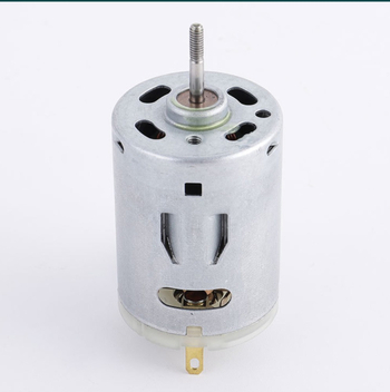 Mini motor DC: aparat multifuncțional pentru zdrobirea usturoiului, îndepărtarea acarienilor și storcător cu cupă de suc