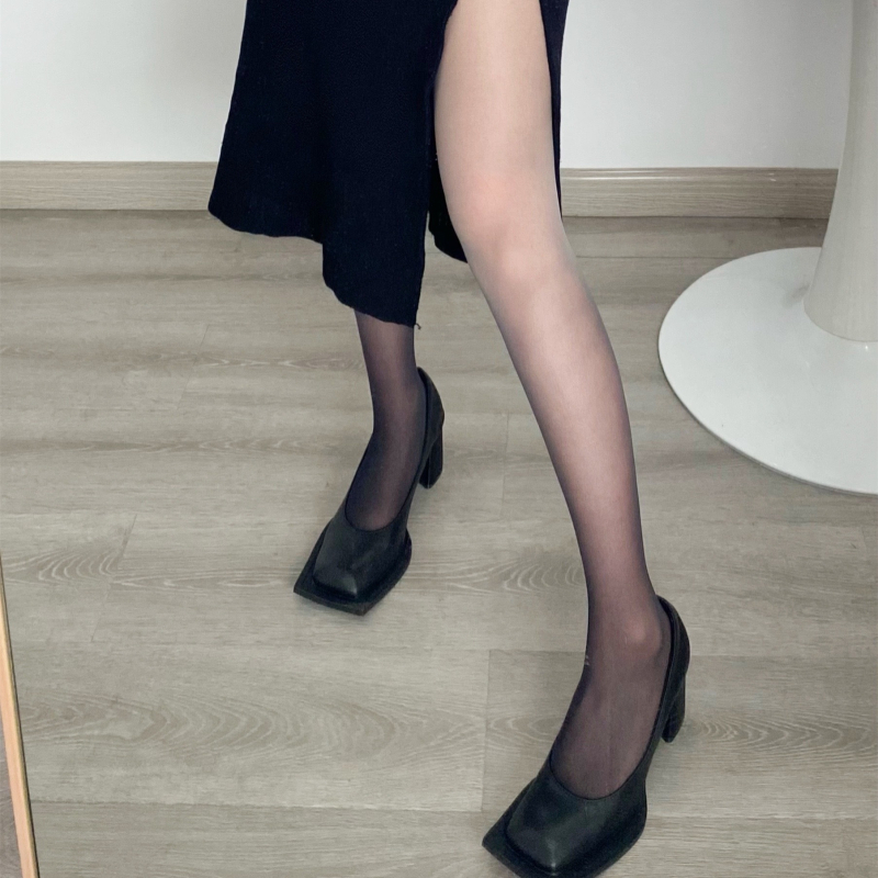 Bodystocking transparent în degradé, în stil Lolita, negru