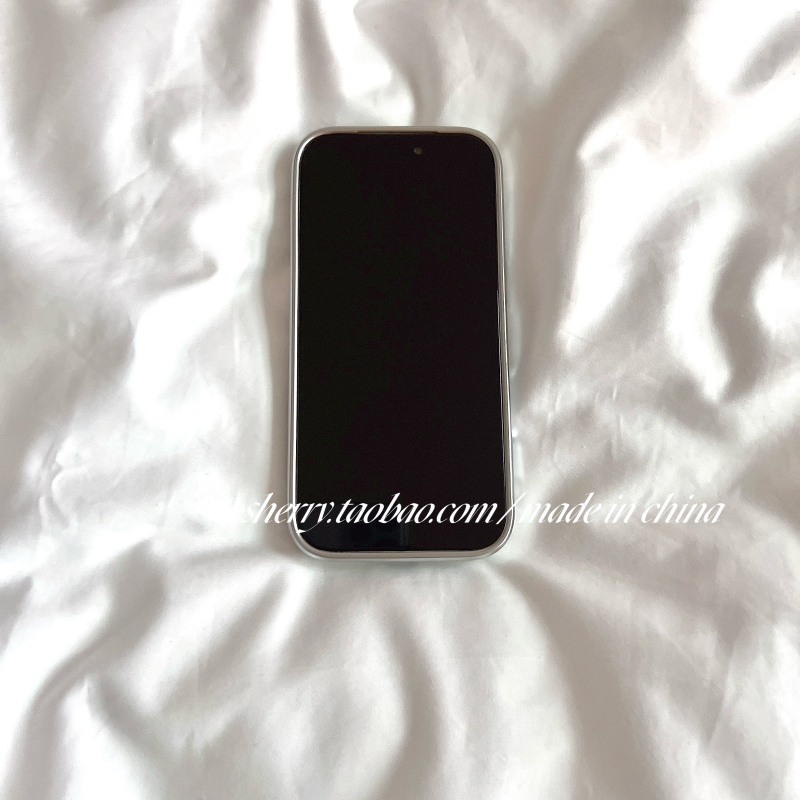 Carcasă TPU Sherry Ins cu design floral, margini electroplate argintii, cu iepuri și pisici pentru iPhone 17 Pro Max