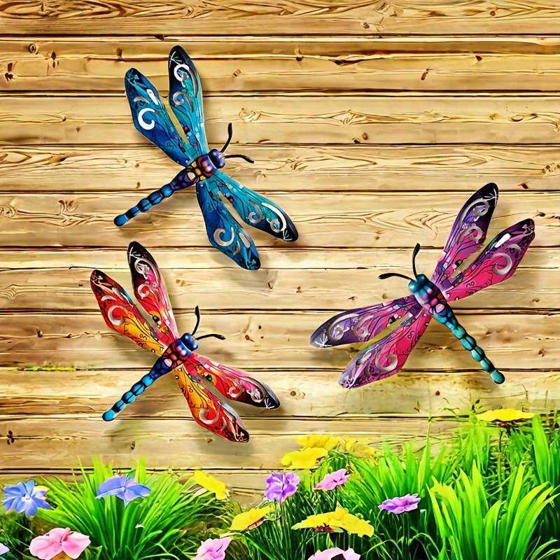 Decor de perete din fier cu libelulă pentru living