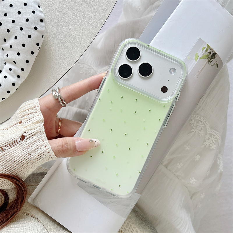 Husă de telefon cu gradient minimalist în verde matcha, cu design în formă de stea, pentru iPhone 17, 16 Pro Max, 15 și 14 — senzație premium