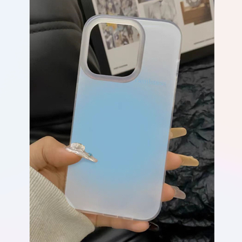 Carcasă moale de protecție cu gradient verde, finisaj mat, pentru iPhone 15 Pro și iPhone 14
