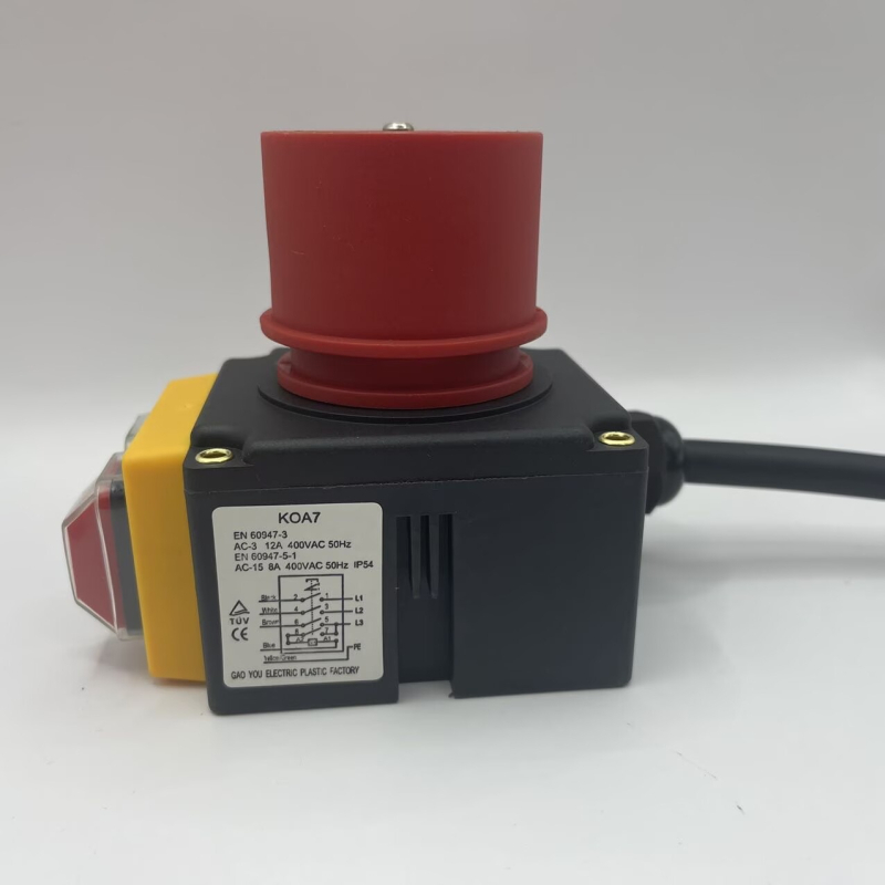 KOA7 buton de protecție la sub tensiune și suprasarcină pentru unelte de grădină și fierăstrău de masă, 400V, priză europeană industrială, întrerupător electromagnetic cu blocare