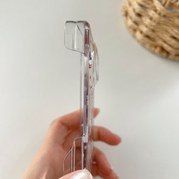 În stil Instagram, fată desen animat drăguță, cu păr castaniu și piele închisă la culoare, pentru Huawei PuraXmax telefon pliabil N3 — husă rigidă