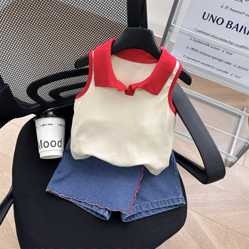 Set de două piese pentru fetițe, stil coreean: top polo fără mâneci și pantaloni scurți din denim