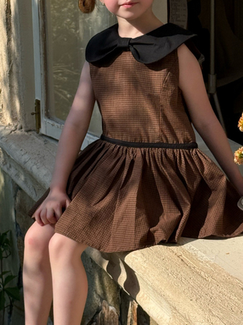 Rochie de vară pentru fetițe, stil coreean, look academic, carouri retro, funda și guler rever, rochie cu bretele.