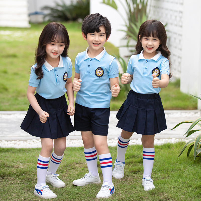 Set uniformă de vară pentru copii pentru școala primară și grădiniță — unisex, stil britanic, look academic (top + pantaloni)