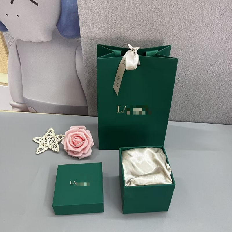 Cutie de ambalaj cosmetic pentru mască de buze, ruj și parfum