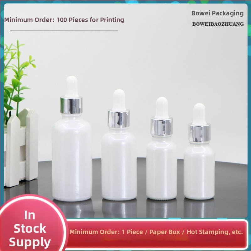 Alb perlat 15-50 ml sticlă de cosmetice din sticlă întunecată, cu pipetă, capac din cauciuc alb și inel argintiu