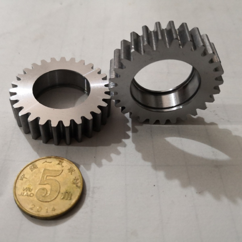 Pinion mic cu modul 1, pentru motoare cilindrice, 15 dinți