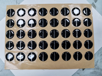 Etichete autoadezive din epoxy cristal, semne epoxy, etichete autocolante