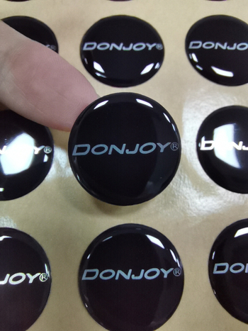 Etichete autoadezive din epoxy cristal, semne epoxy, etichete autocolante