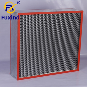 Filtru de aer cu eficiență înaltă H13/H14, tip placă-cadru, cu cadru galvanizat, plasă de filtrare compartimentată și element filtrant din fibră de sticlă