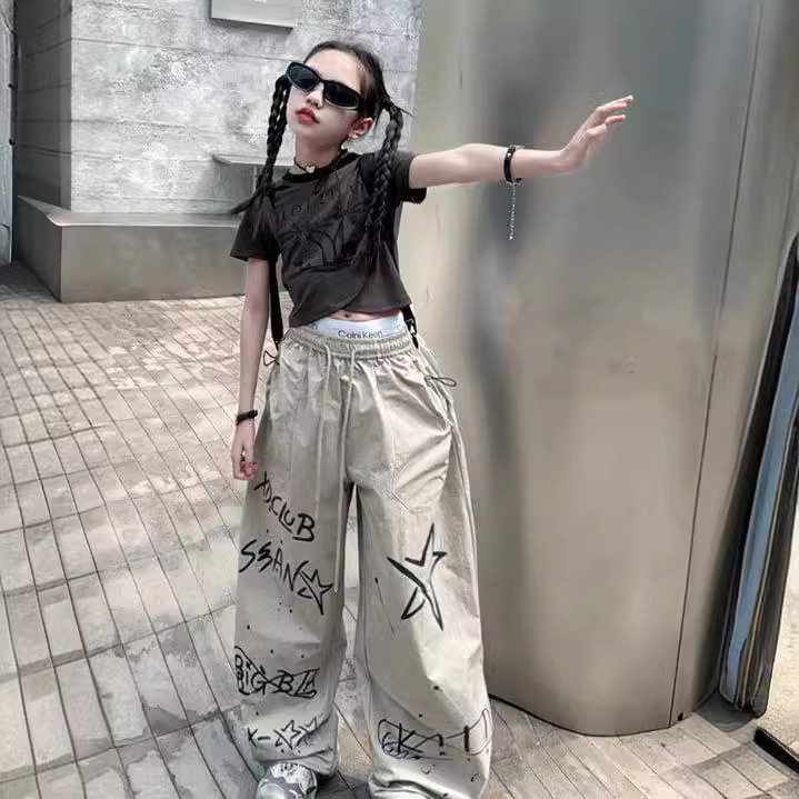 Pantaloni casual pentru fetițe, vară 2026, stil american street hip-hop graffiti, sportivi și versatili, pantaloni lungi