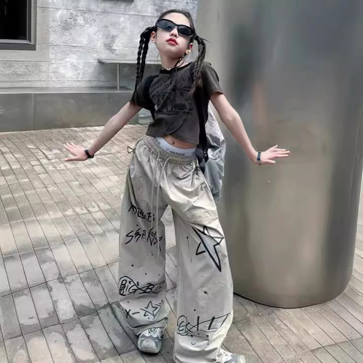 Pantaloni casual pentru fetițe, vară 2026, stil american street hip-hop graffiti, sportivi și versatili, pantaloni lungi