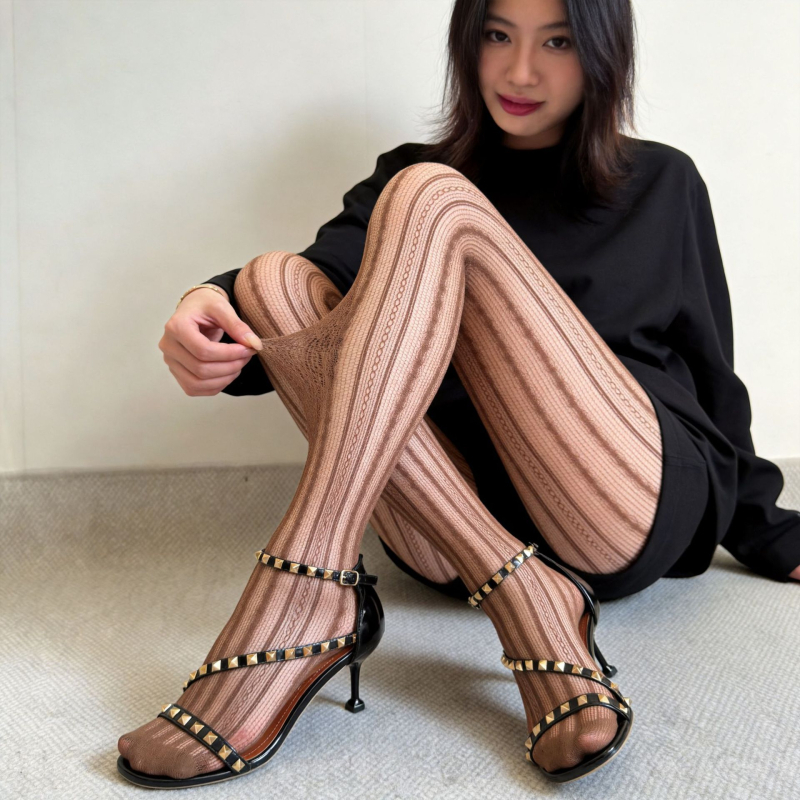 Colanți vintage jacquard pentru femei, stil japonez, dungi subțiri, plasă decupată sexy, ultra-subțiri