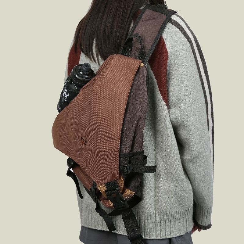 Geantă Bow-Arrow stilată pentru drumeții montane, outdoor, retro, rezistentă la apă, ușoară, crossbody pentru navetă și ciclism