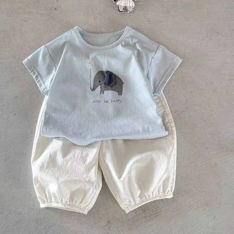 Set de două piese pentru bebeluși: tricou cu mânecă scurtă și pantaloni, vară 2026, outfit ușor din bumbac cu imprimeu de desene animate, pentru nou-născuți (0–12 luni)