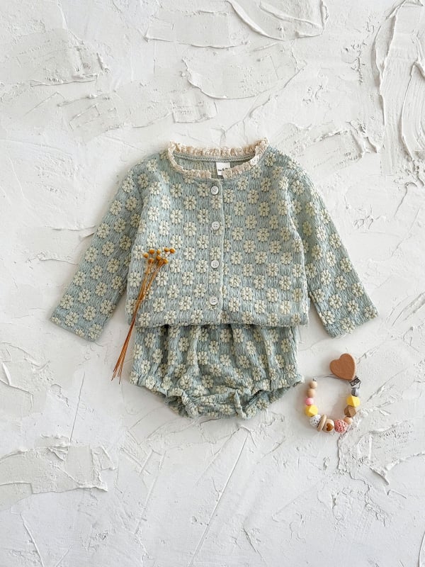 Set de vară pentru fete, două piese: jachetă florală și pantaloni scurți (1–3 ani)