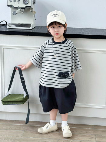 Set tricou copii cu dungi – tricou cu mânecă scurtă în stil coreean și pantaloni scurți, outfit de vară, două piese, 2026