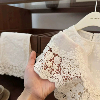 Set de vară pentru fetițe, două piese, top din dantelă și pantaloni largi
