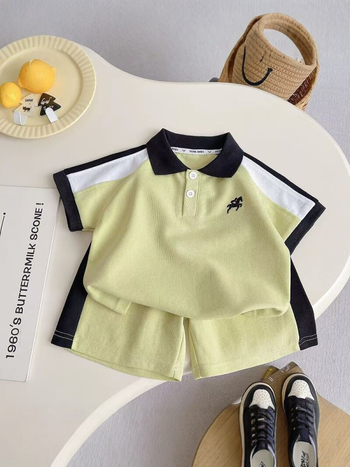 Set polo color-block pentru băieți, ținută de vară din două piese